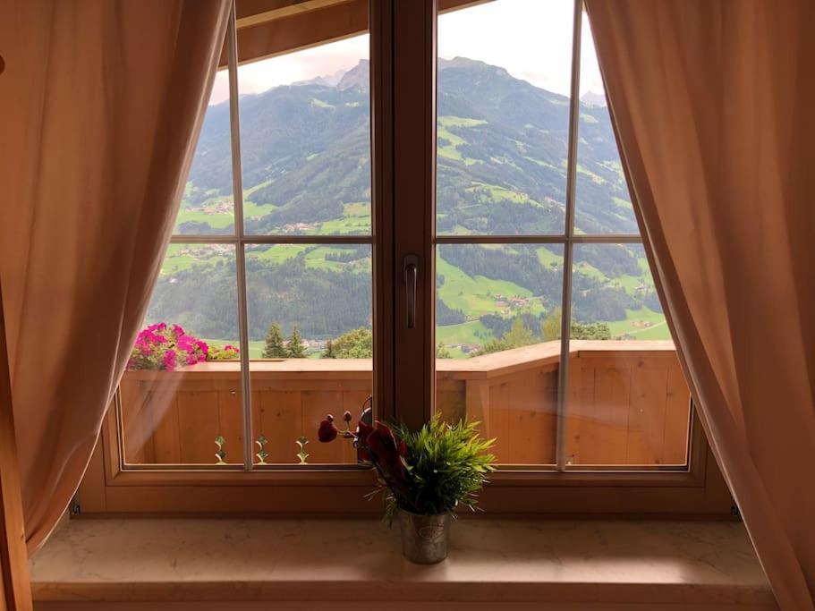 Ferienhaus Zillertal Panorama Blick Balkon Sauna Zellberg Ngoại thất bức ảnh