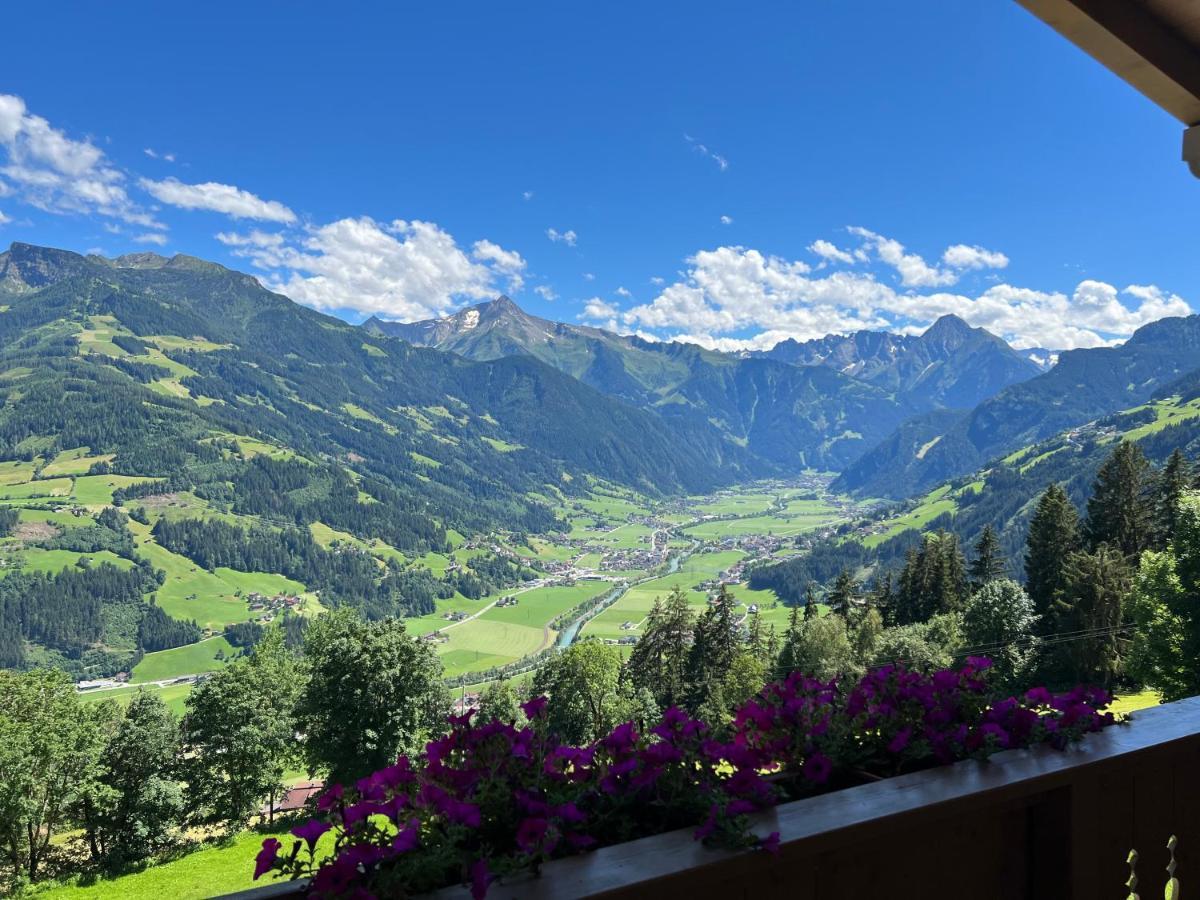 Ferienhaus Zillertal Panorama Blick Balkon Sauna Zellberg Ngoại thất bức ảnh